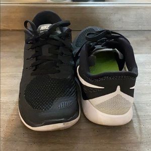 Nike free 5.0 shoes